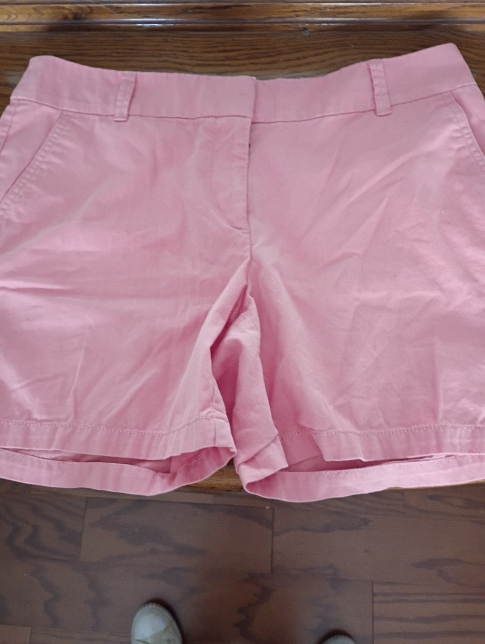 Loft Women’s Pinkish salmon Classic Cotton Shorts. Size 8